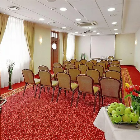 Hotel Wolne Old Town 3*