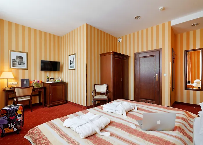 Wolne Old Town Hotell