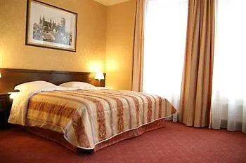 Hotel Wolne Old Town 3*